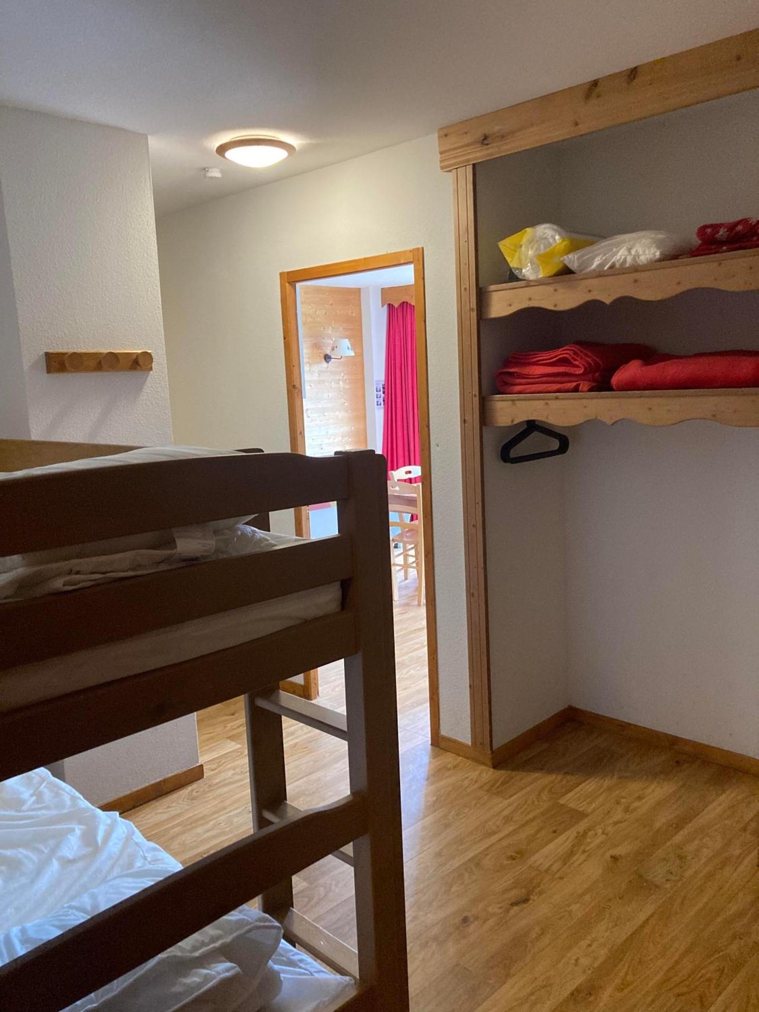 Appartement Pied Des Pistes, Terrasse Wifi Et Parking Chamrousse Exterior foto
